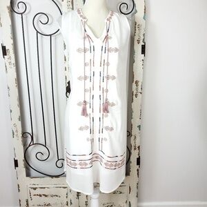 NWOT Knox Rose embroidered dress XS